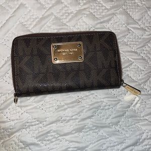 Micheal Kors Wallet